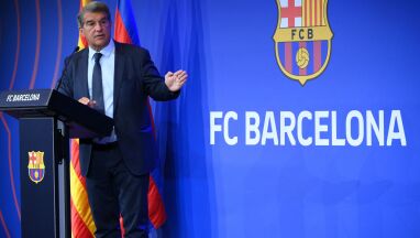 FC Barcelona mierzy się z zadłużeniem. Klub pozyskał kolejne pieniądze