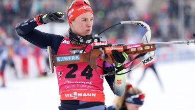 Niemka mistrzynią świata w biathlonie. Polki się nie popisały
