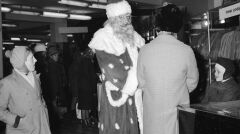 Święty Mikołaj w Centralnym Domu Towarowym w Warszawie w 1968 roku