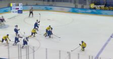 Pekin. Hokej na lodzie. Pierwszy gol dla Słowaków w meczu ze Szwedami