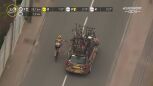 Kraksa w peletonie i problemy Roglicza podczas 5. etapu Tour de France