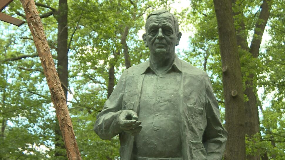 W Jarocinie stanął pomnik Jana Szyszki. Mieszkańcy podzieleni