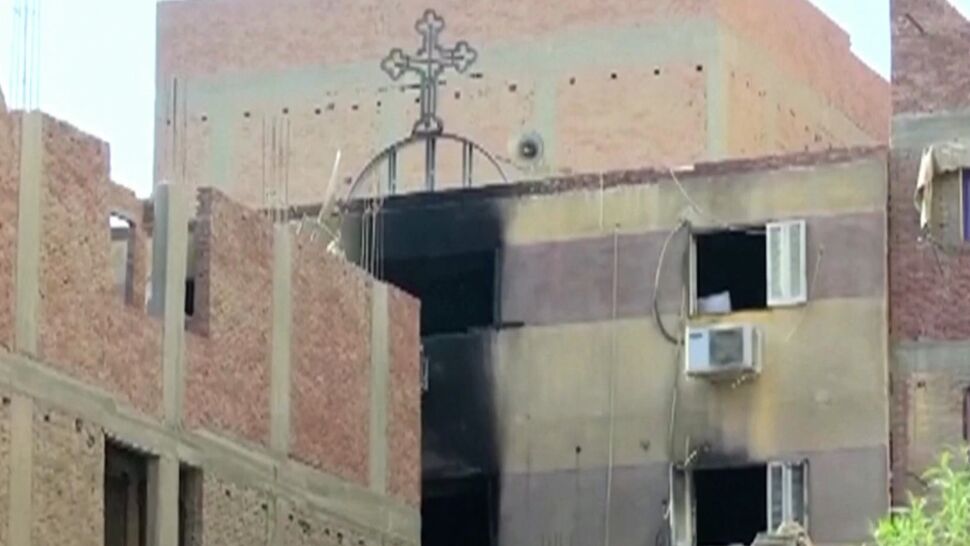 Egipt: co najmniej 41 osób zginęło w pożarze kościoła w Gizie